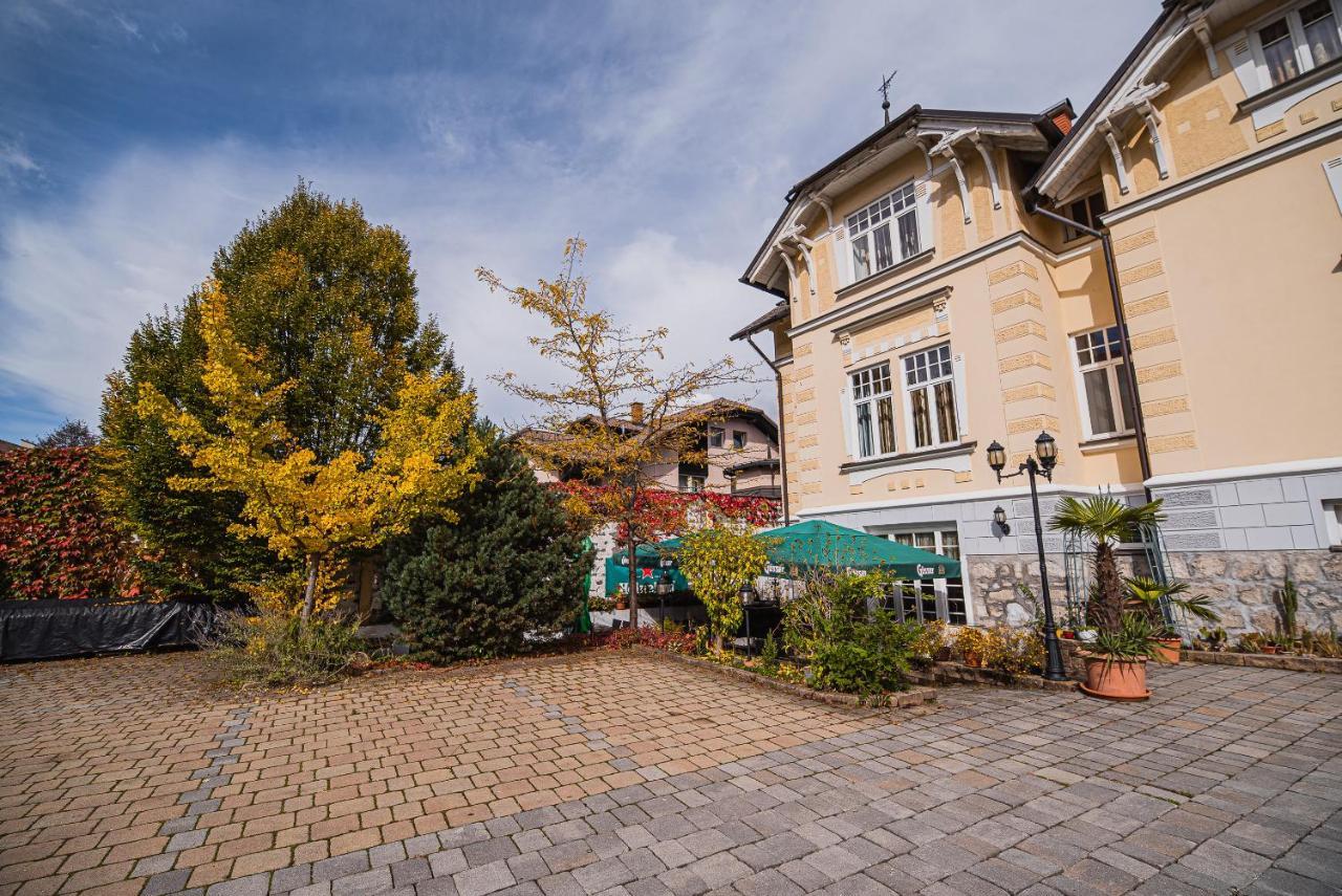 Guest House Veronika Kocevje Bagian luar foto