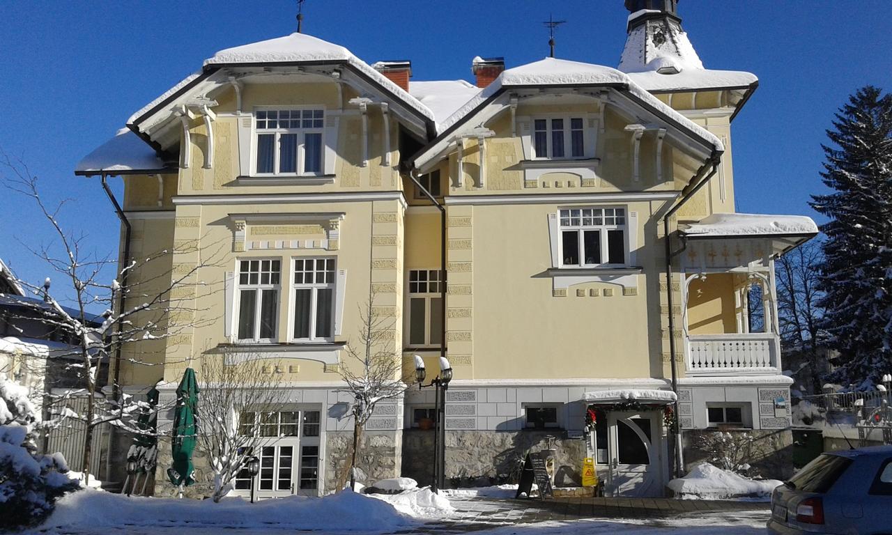 Guest House Veronika Kocevje Bagian luar foto
